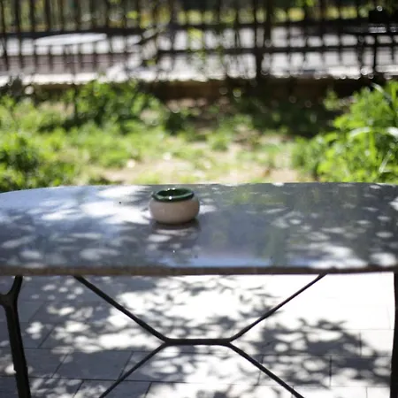 公寓 With Lovely Garden